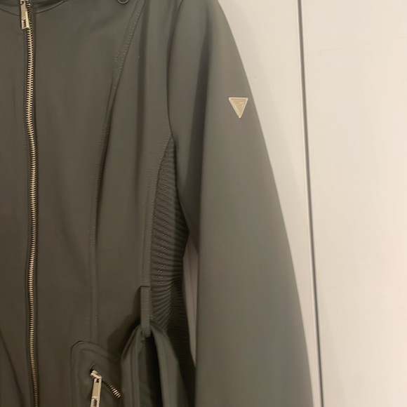 Guess olive green jacket never worn - Picture 2 of 4
